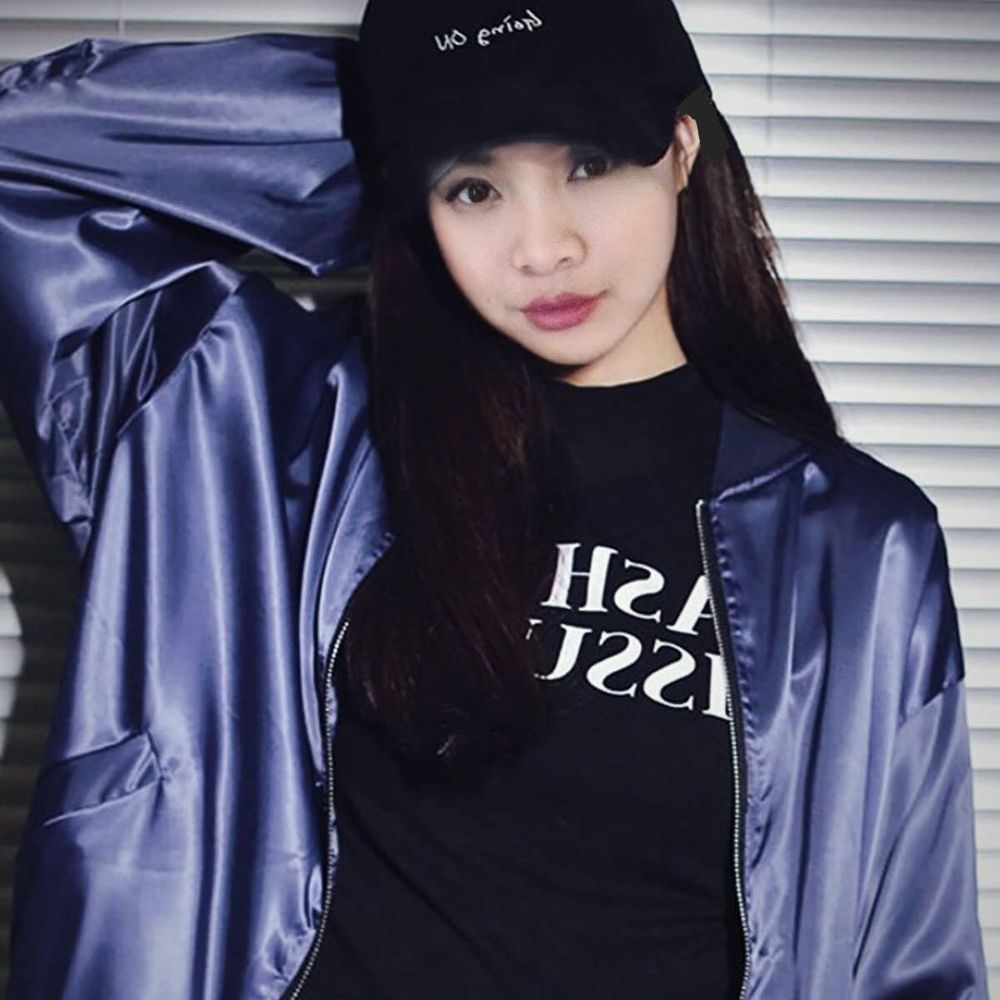 Meet your Posher, Elisha